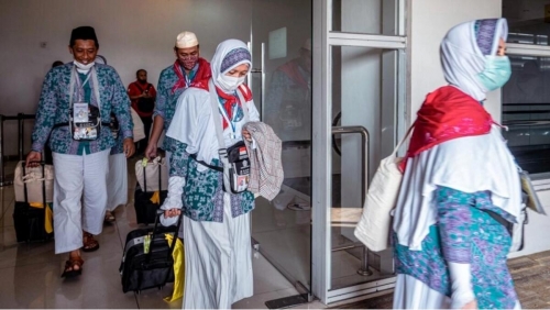 Haj 2022: Saudi Arabia receives first foreign pilgrims since pandemic
