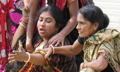 IS claims killing of Hindu tailor in Bangladesh