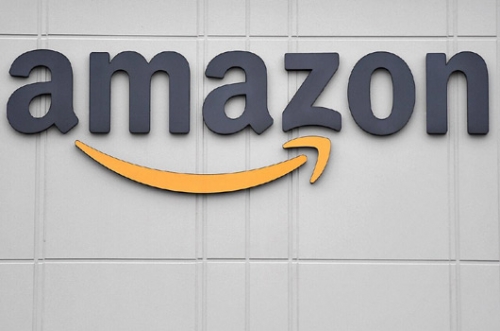 Amazon opens online pharmacy, shaking up another industry Amazon opens online pharmacy, shaking up another industry