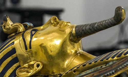 Scans suggest '90%' chance of hidden chamber in King Tut tomb