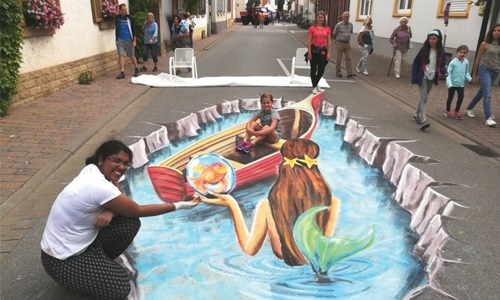 Couple wins street art  contest in Germany