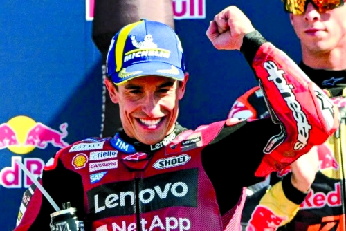 Resurgent Marquez powers to San Marino win to take MotoGP lead