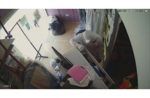 Shop thefts