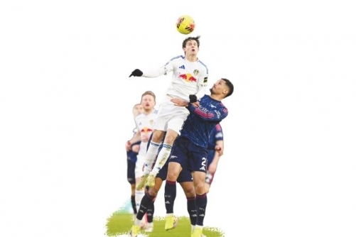 Arsenal thrash Leeds to stretch Premier League advantage