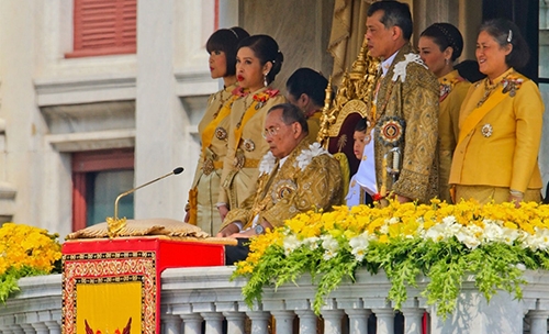Ailing Thai king treated with antibiotics for inflammation Ailing Thai king treated with antibiotics for inflammation
