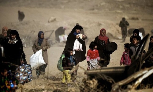 Over 28,000 Iraqis flee as fighting rages in Mosul
