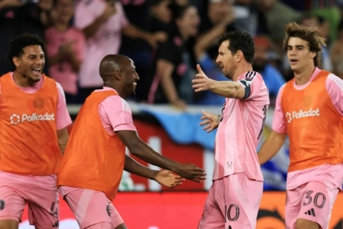Messi double as Miami bounce back against Red Bulls 