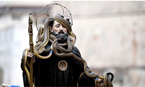 Snakes take centre stage in Italian mountain saint procession
