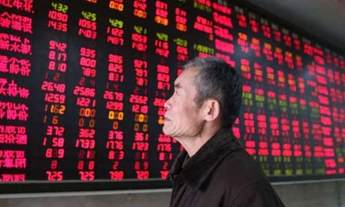 Hong Kong stocks end higher