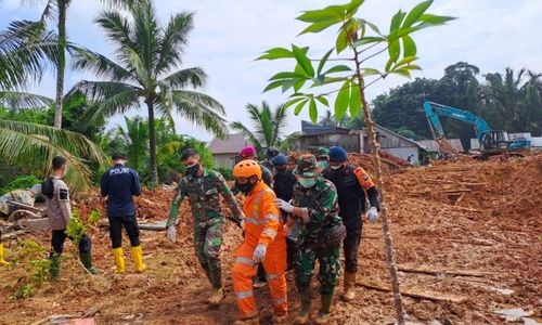 Indonesia landslide death toll rises to 30