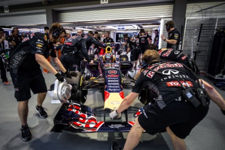 Kvyat shock puts Mercedes on Red Bull alert Kvyat shock puts Mercedes on Red Bull alert