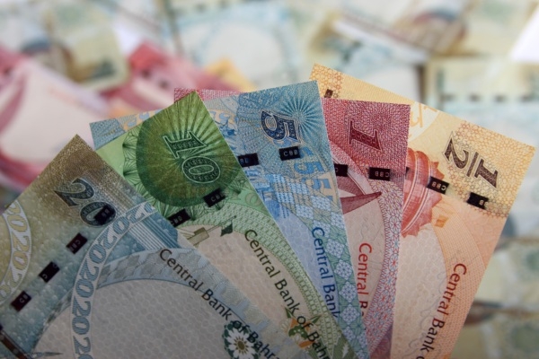 Bahrain ranks 6th for ownership of bank notes by nationality 