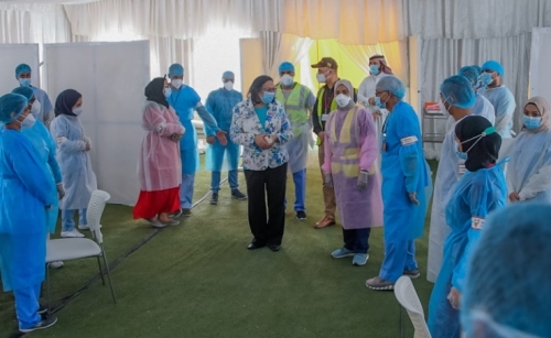 Health Minister makes inspection visits to Hidd quarantine centres