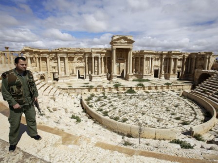 IS blows up temple in Syria's Palmyra: antiquities chief
