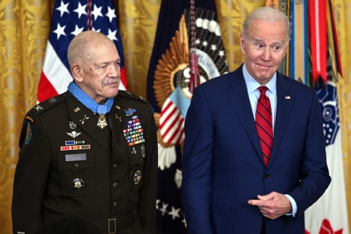 Biden awards Black veteran top honor 60 years after Vietnam ambush Biden awards Black veteran top honor 60 years after Vietnam ambush