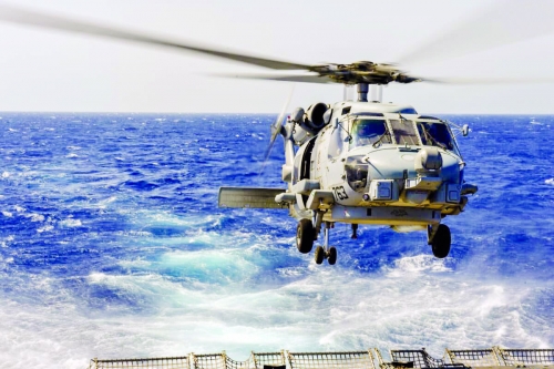 US Navy helicopter, jet crash into South China Sea 