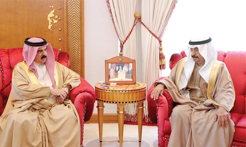 King, PM review national issues King, PM review national issues