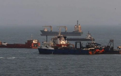 Two Filipino Sailors Killed After Saudi Tanker Incident in Strait of Hormuz