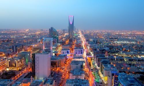 Saudi Arabia extends visas of expats who are outside the country