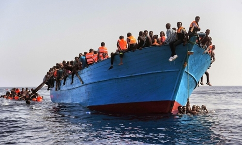 25 people found dead in migrant boat 25 people found dead in migrant boat