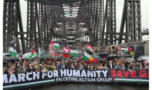 Thousands March for Palestine Across Sydney Harbour Bridge