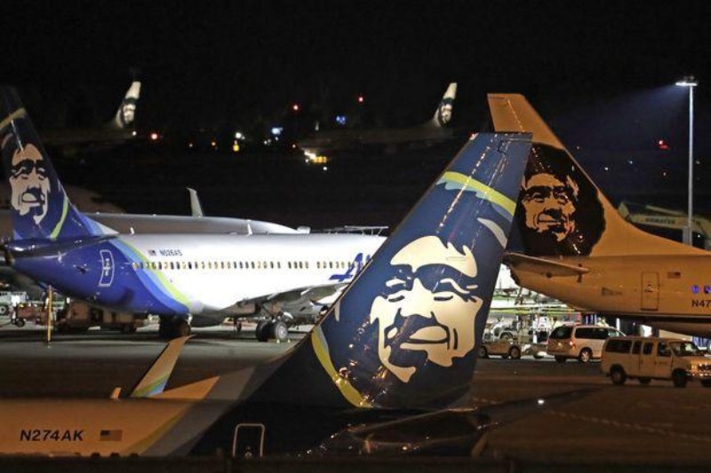 ‘Suicidal’ mechanic crashes plane from Seattle airport ‘Suicidal’ mechanic crashes plane from Seattle airport