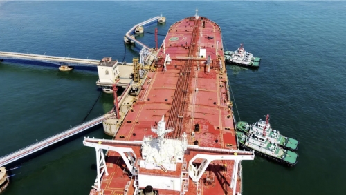 Sanctioned Chinese Tanker Challenges Trump’s Strait of Hormuz Blockade