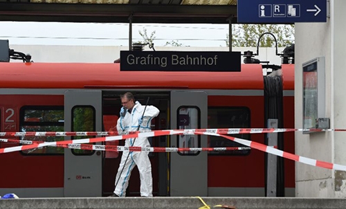 'Crazed' German knife attacker kills one, wounds three 'Crazed' German knife attacker kills one, wounds three