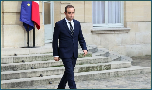 French Prime Minister Resigns After Less Than a Month in Office