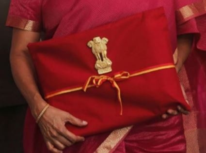 India’s budget likely to raise spending to revive growth India’s budget likely to raise spending to revive growth