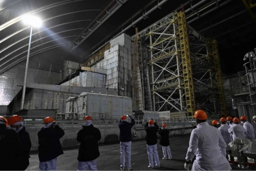 Greenpeace warns of potential 'catastrophic' Chernobyl collapse Greenpeace warns of potential 'catastrophic' Chernobyl collapse