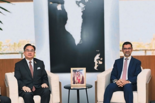 Minister of Municipalities and Agriculture Affairs Receives Ambassador of Thailand to Bahrain