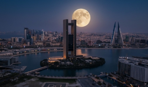 Al Asfoor: “Supermoon” to Light Up Bahrain’s Sky Next Wednesday Al Asfoor: “Supermoon” to Light Up Bahrain’s Sky Next Wednesday