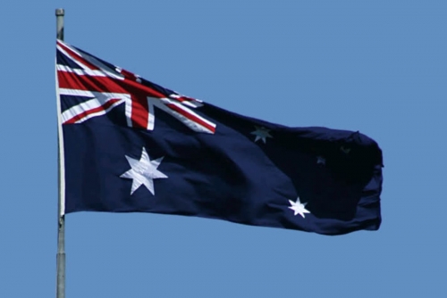  Australian drivers urged to refuel in cities as Mideast war deepens fuel crunch