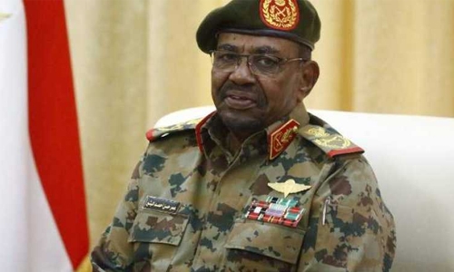 New Sudan PM sworn in as protesters rally against emergency New Sudan PM sworn in as protesters rally against emergency