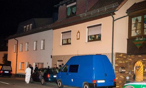 Police find bodies of eight dead babies in German flat Police find bodies of eight dead babies in German flat