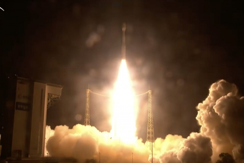 EU-China spacecraft takes off on mission to probe solar winds EU-China spacecraft takes off on mission to probe solar winds