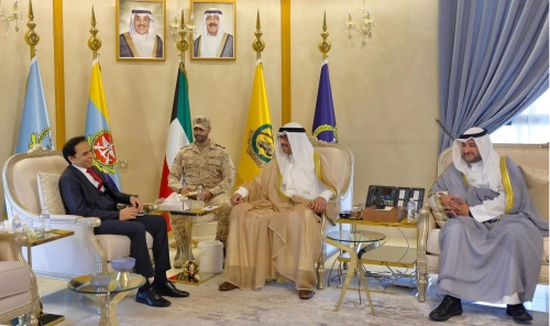 Kuwait, Pakistan discuss strengthening defence cooperation Kuwait, Pakistan discuss strengthening defence cooperation