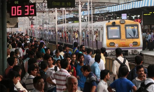 Overcrowded Mumbai local trains claim 10 lives everyday
