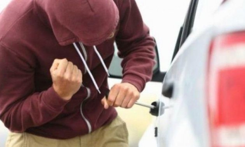 Man held for stealing vehicles from Hamad Town