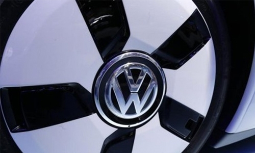 Investors seek 8.2 bn euros from VW over 'dieselgate' Investors seek 8.2 bn euros from VW over 'dieselgate'