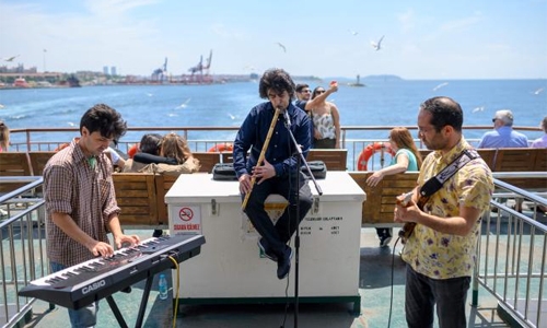 Istanbul’s musical ferry can be a soulful experience Istanbul’s musical ferry can be a soulful experience