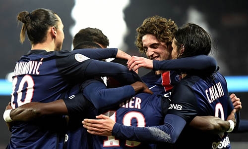 PSG advance in French Cup, Lyon run riot