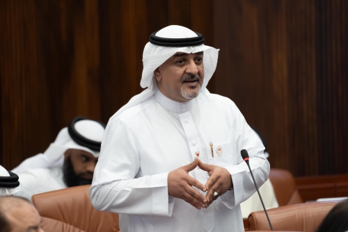 Shura Council proposes bill to bar children under 15 from social media