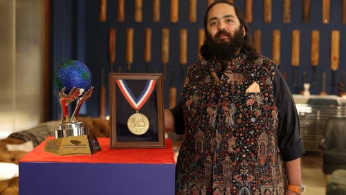 The Son of Indian Tycoon Offers to Relocate Colombia’s ‘Cocaine Hippos’ to India