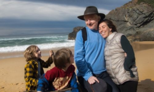 Julian Assange reappears in smiling beachside family photo