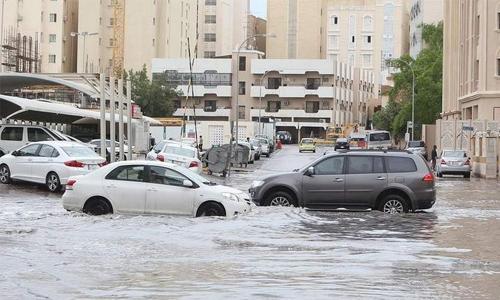 Qatar launches probe after rains exposed poor construction Qatar launches probe after rains exposed poor construction