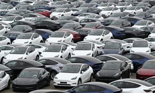 EU and China open talks over electric car tariffs