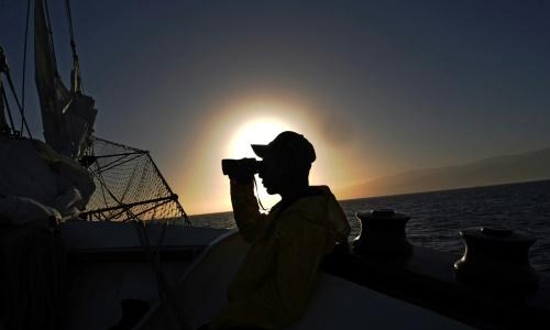 Search continues for survivors of Korean freighter Search continues for survivors of Korean freighter