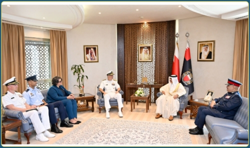 Interior Minister Receives Commander of U.S. Naval Forces Central Command and Fifth Fleet